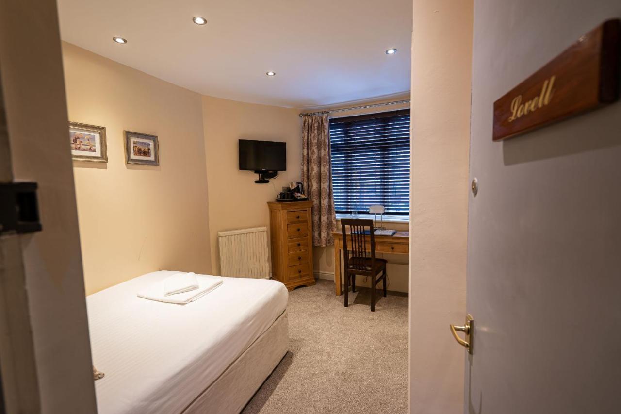 Caravelli Hotel Loughborough Exterior photo